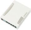 Poza cu Mikrotik RB260GS Gigabit Ethernet (10/100/1000) Power over Ethernet (PoE) White