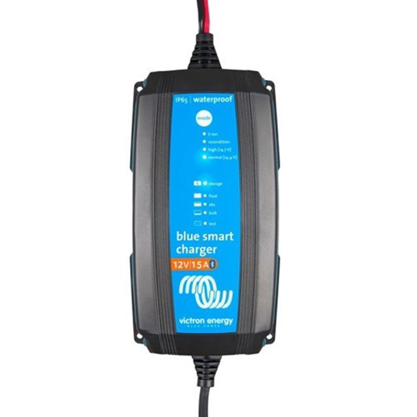 Poza cu Victron Energy Blue Smart IP65 Charger 12/15(1) 230V (BPC121531064R)